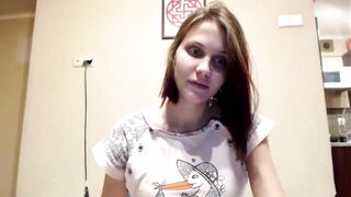 Lilly a terhes tini spiné maszturbálása