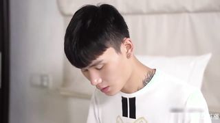 Fiatal japán tini kisasszony meghágva