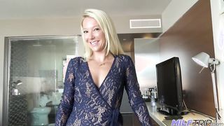 Világos Szőke milf anyuci alaposan megrakva