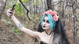 Halloween Cosplayes lány popsiba dugva