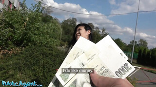 Ázsiai fullos anyuci pénzért dug