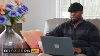 Brazzers - Ember Snow és a néger kuki
