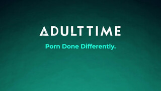 ADULT TIME - nagy didkós világos szőke nagy tőgyes barnával ollózik és kúrel