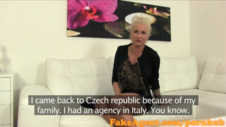 FakeAgent cseh bögyös csaj dugni érkezett