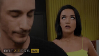 Brazzers - Zuzu Sweet-et popóba dugja a Barista csávó