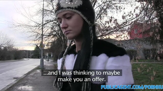 PublicAgent - Orosz hölgyemény szereti a pénzt