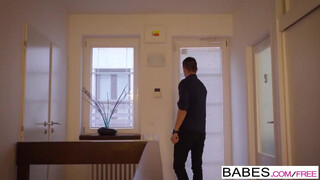 Babes - Paula Shy a hatalmas kannás nőci