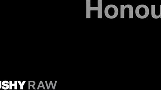 TUSHYRAW - Honour méretes popsijába betolják a pélót