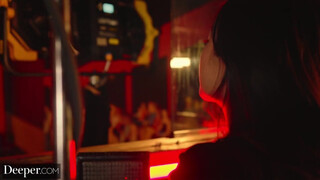 Deeper - Lulu és Kimmy barna hapsival dugnak