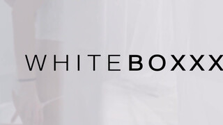 WhiteBoxxx - Jolee Love a bombázó hatalmas tőgyes német milf