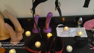 ourdirtylilsecret - Fiatal picsa dildót kefél a pasija popójába