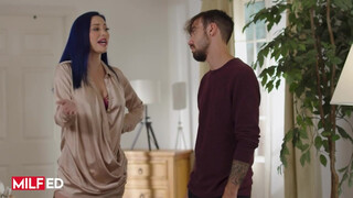 MILFED - Eve Marlowe fiatalabb hapsival közösül