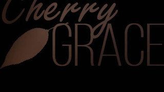 Cherry Grace nagyon fullos fehérneműben