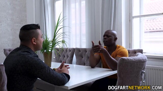 Kristy Black a pasija előtt meghágva