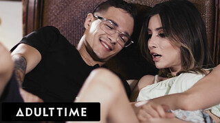 ADULT TIME - Izgató travi szobatárs