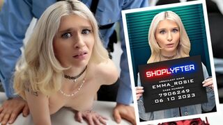 Emma Rosie ártatlannak vallja magát, de gyorsan bevallja a bűneit és megkapja a rendőr farkát