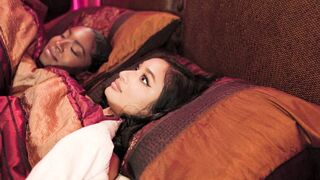 Amari Anne el sem hiszi, milyen jól nyali kis csajt Avery Black!