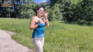 Fiúm dögös anyja elcsábított egy kemény, hosszú baszásra